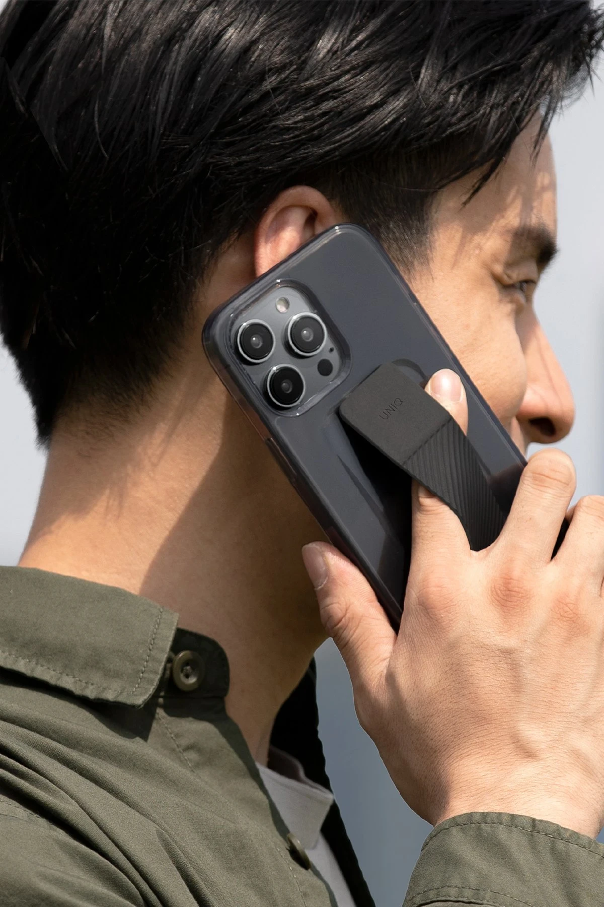 Uniq iPhone 14 Pro Heldro Mount Kapak