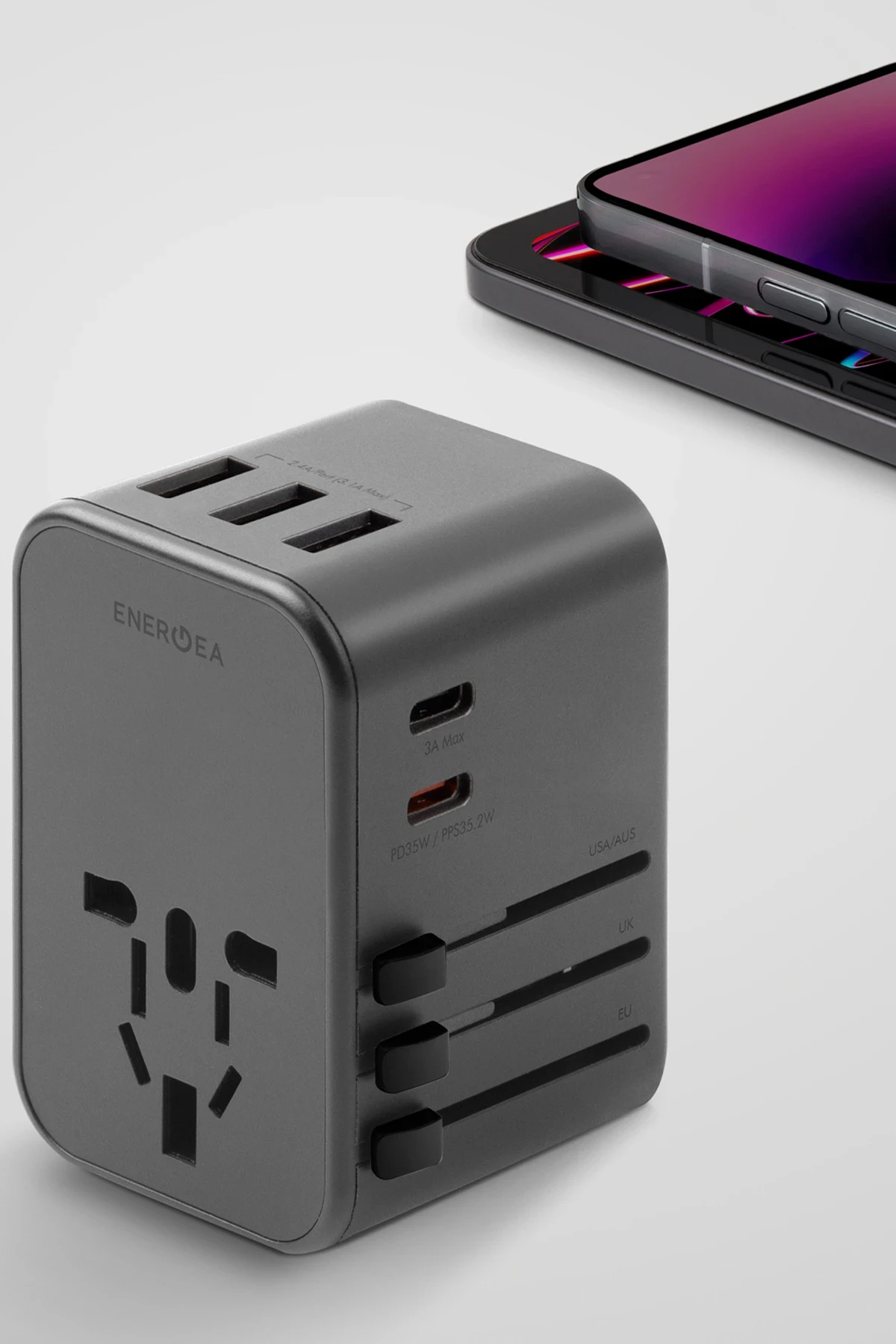 Energea TravelWorld 35 Universal 1 Adet 35W Type-C 1 Adet 15W Type-C ve 3 Adet 12W USB Çıkışlı PD Hızlı Şarj Aleti