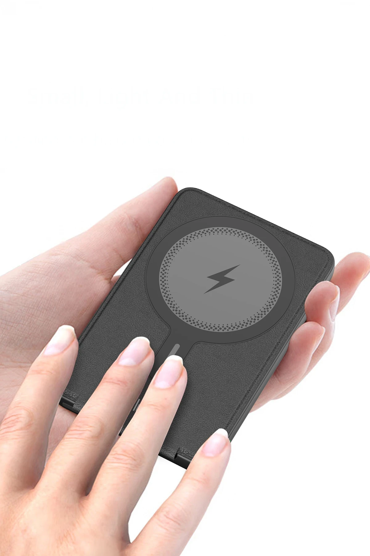 Earldom PD58 5.000 mAh 20W Kablosuz Şarj ve 20W Type-C Çıkışlı PD Hızlı Şarj ve Standlı Powerbank