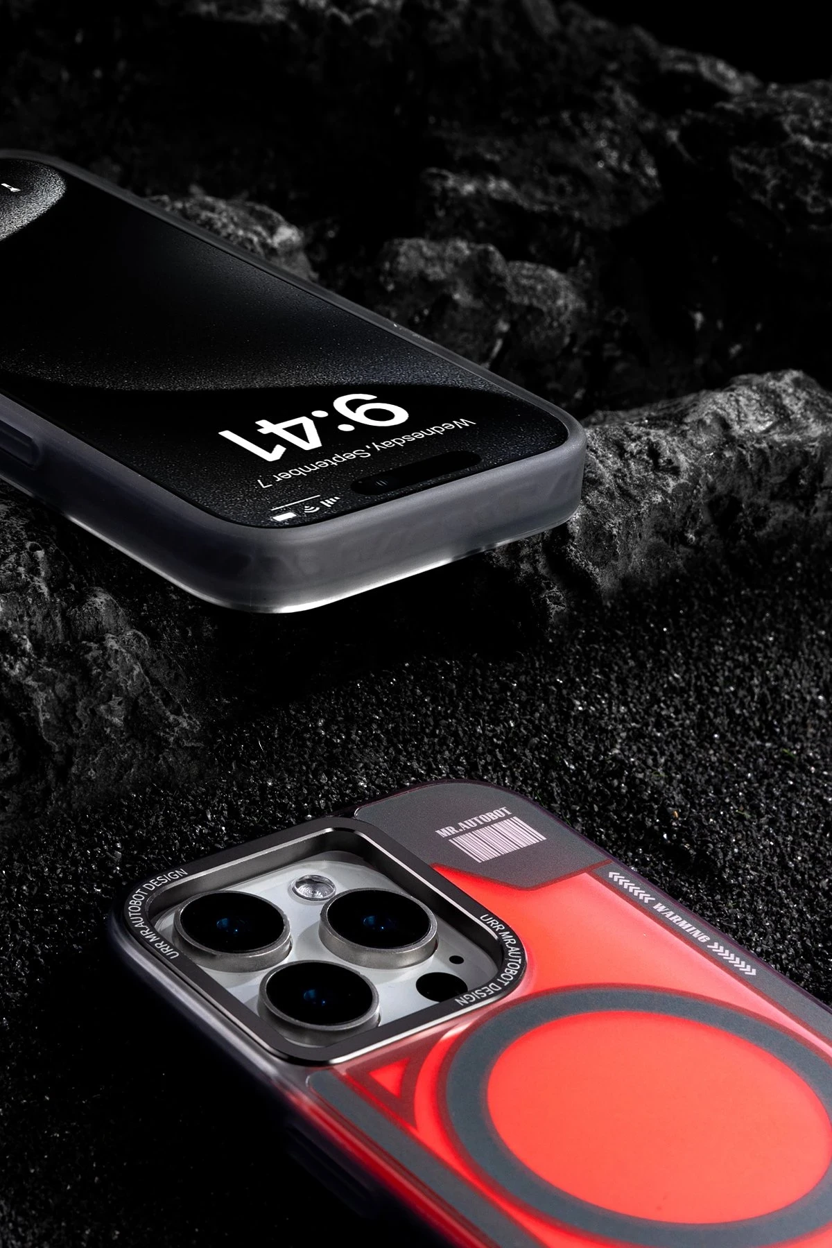 URR iPhone 16 Pro Max Overflowing Sands Clear Magsafe Kapak