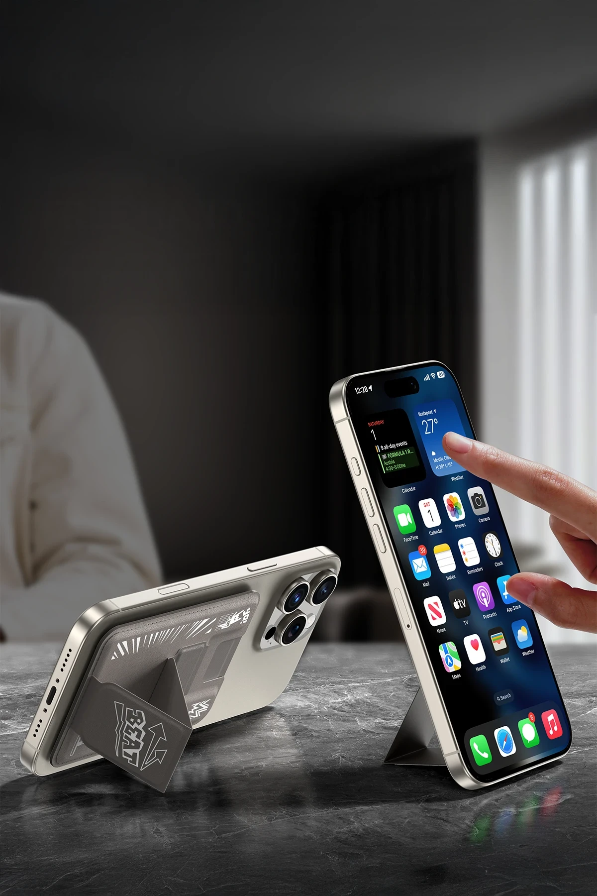 Keephone SnapFit Stant Özellikli Magsafe Kartlık
