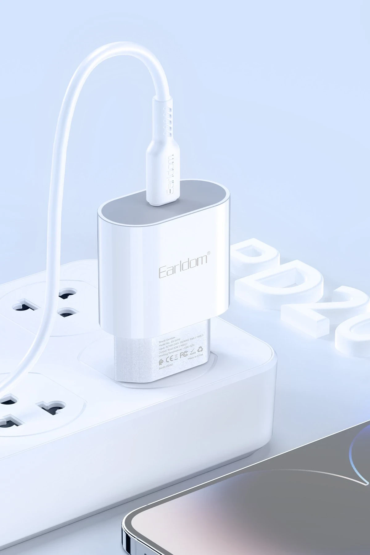 Earldom ES-EU42C 20W Type-C Çıkışlı Ekstra Type-C to Type-C Kablolu PD Hızlı Şarj Cihazı