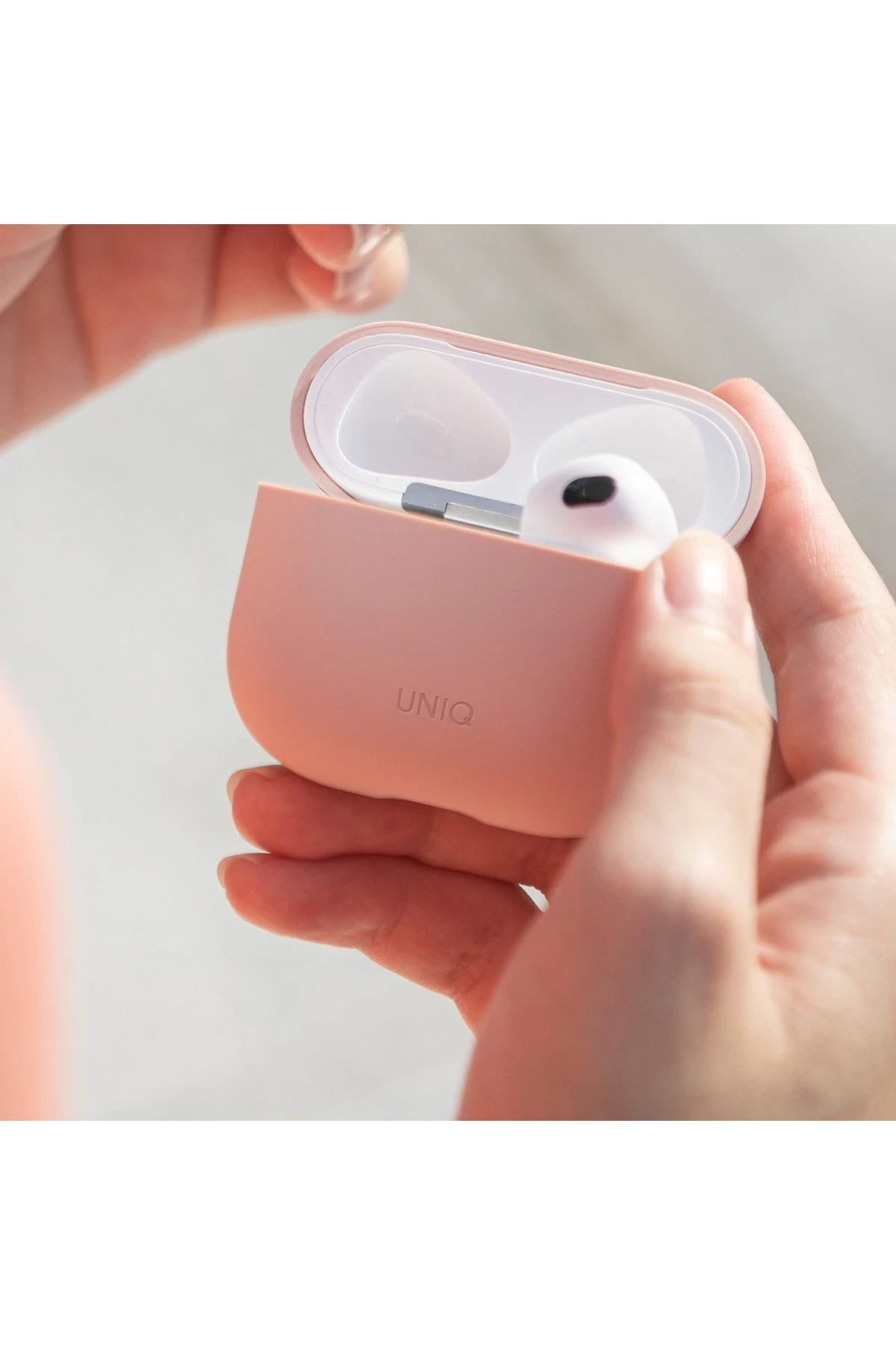 Uniq Airpods 3 (3.nesil) Lino Silikon Kılıf