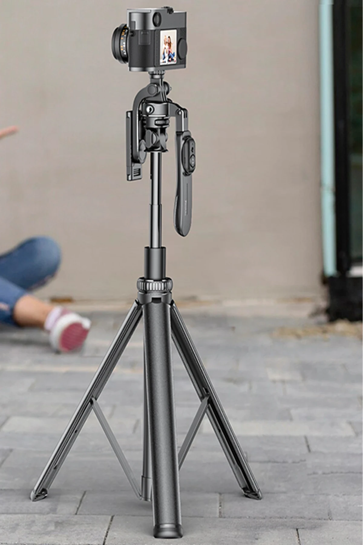 Yesido SF17 360 Derece Bluetooth 5.0 Kontrollü 2M Tripodlu Selfie Gimbal