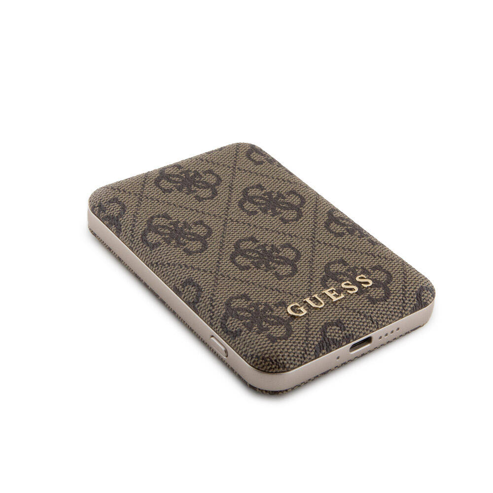 Apple iPhone 15 Pro Max Kılıf Guess Orjinal Lisanslı M-safe Şarj Özellikli Yazı Logolu 4G Desenli Kapak + Powerbank 5000mAh 2in1 Set