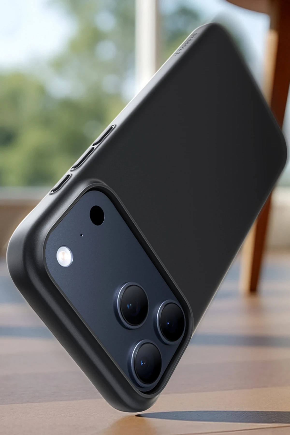Torras Apple iPhone 17 Pro SlimFit Magsafe Kılıf