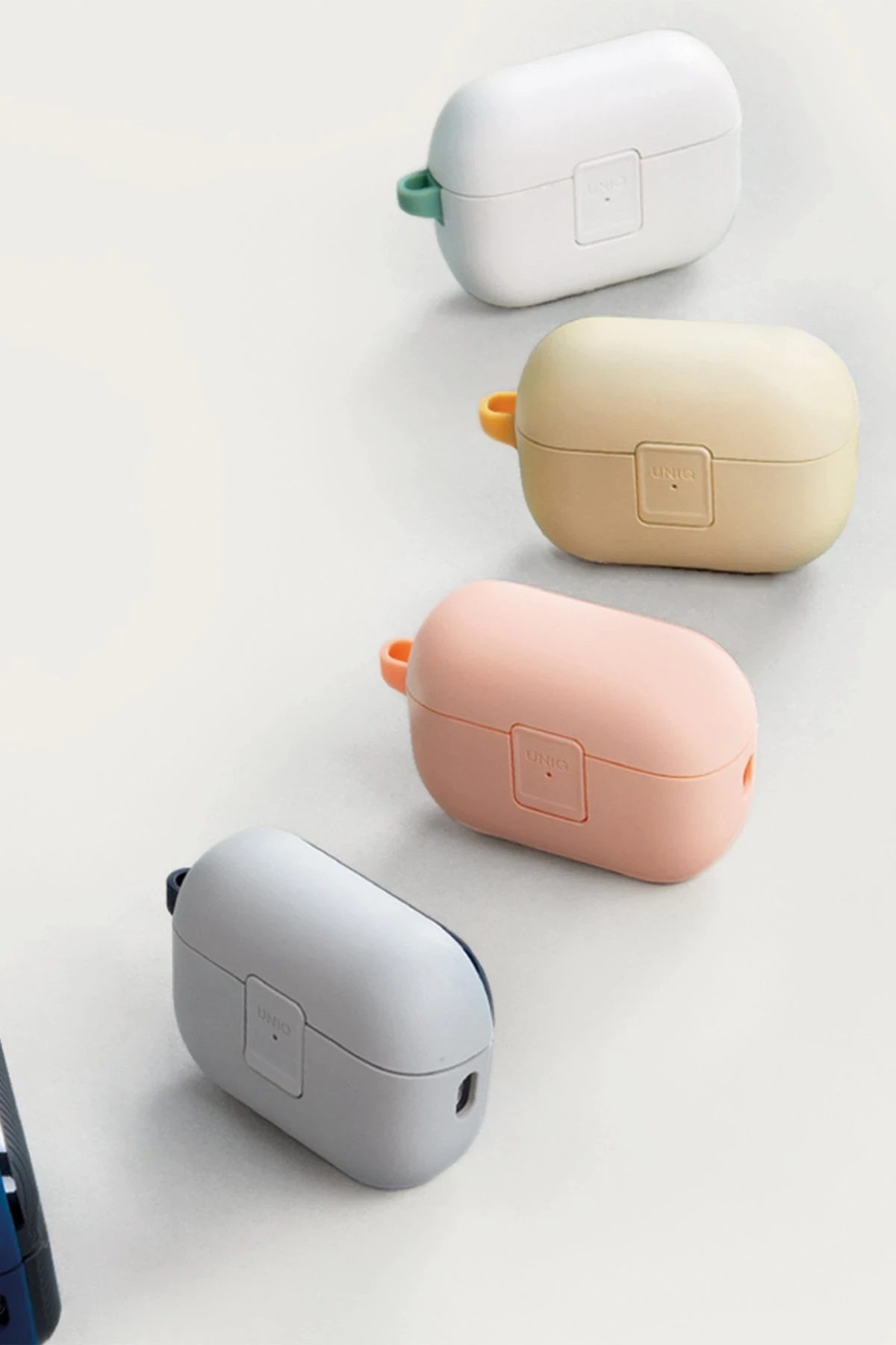 Uniq Airpods Pro 2 (2.nesil) Clyde Kilitli Kılıf