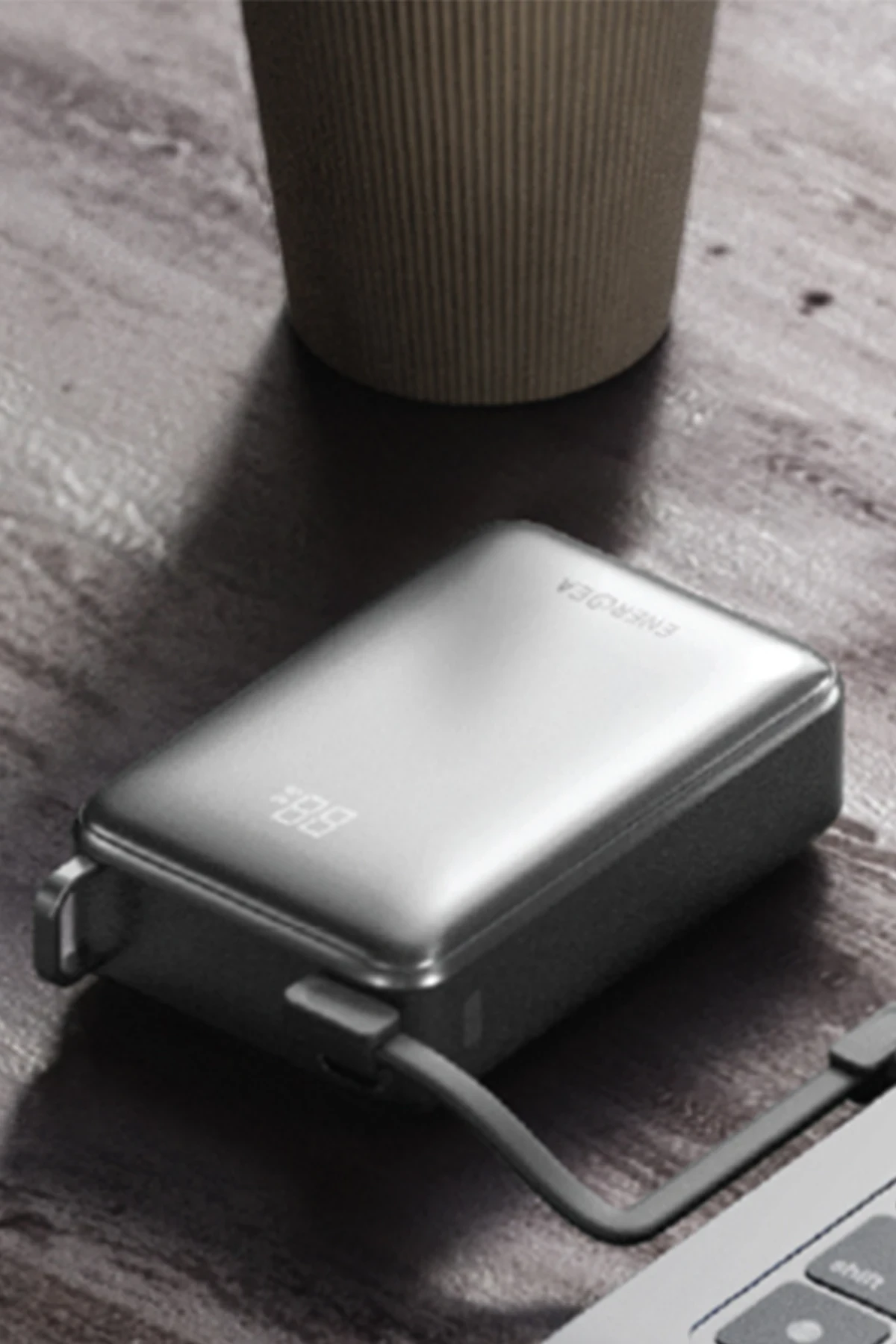 Energea ComPac Ultra67 20.000 mAh 2 Adet 67W Type-C ve 18W USB Çıkışlı Ekstra 100W Kablolu PD Hızlı Şarj Powerbank