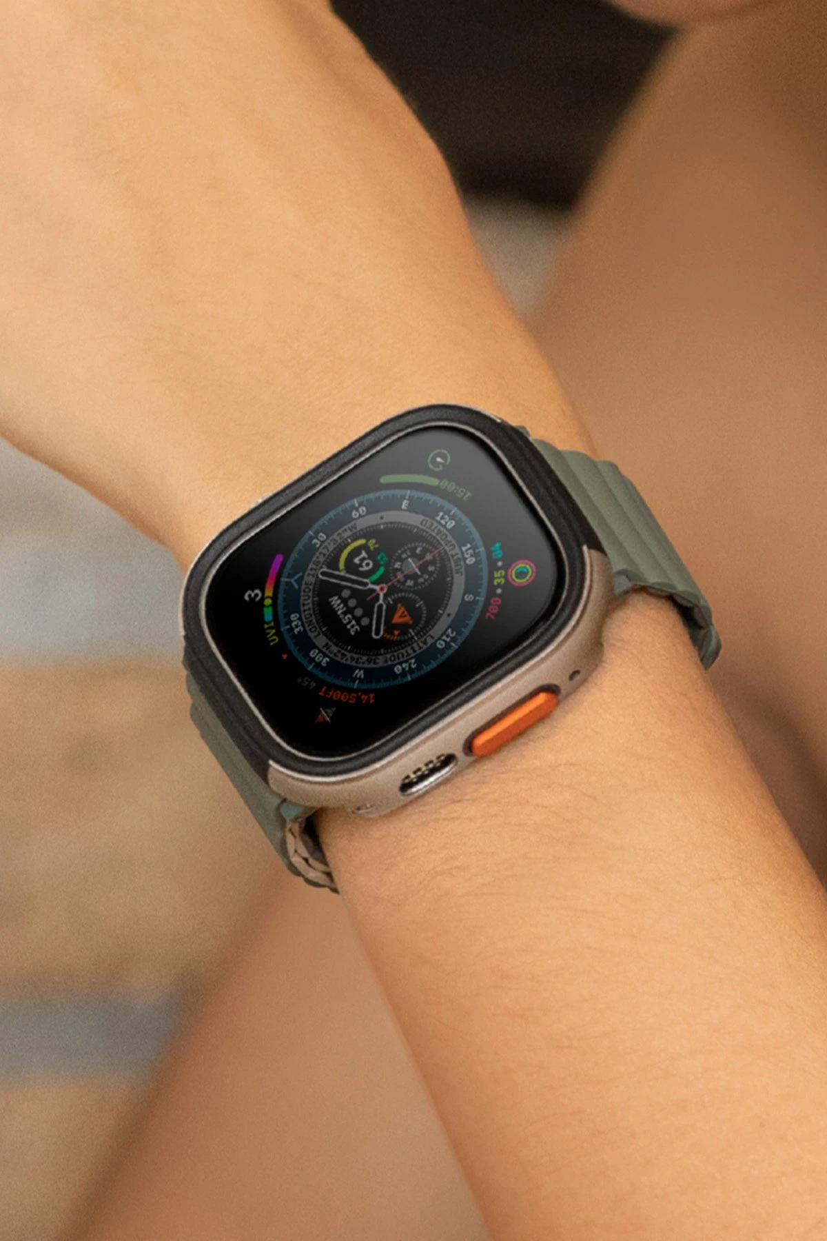 Uniq Watch Ultra 49mm Valencia Saat Kasa Koruyucu